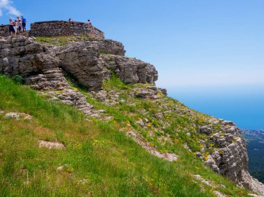 YALTA - Haziran 2016: Ai-Petri Kırım Cumhuriyeti 'nin gözlem güvertesinin yamacı