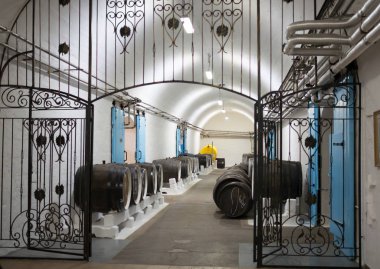 Massandra, Kırım - 09 Kasım 2015: Mahzen şarap fabrikası Massandra, Kırım