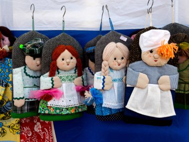 Murmansk, Rusya - 13 Mart 2016: Potholders Rus halkının kahramanları gibi sıcak