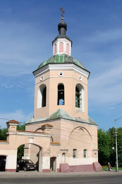 Smolensk Ryssland Juli 2011 Byggandet Klocktornet Den Tidigare Heliga Treenighetens — Stockfoto