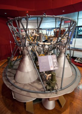 Voronej, Rusya - 5 Haziran 2013: Roket motoru Rd-0109, Voronej Bölgesel Yerel Tarih Müzesi