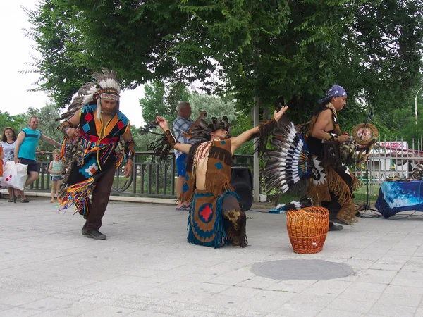 Краснодар Росія Липня 2014 Виступ Індійського Етнічного Ансамблю — стокове фото