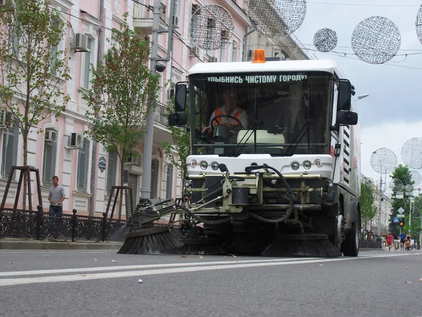 クラスノダール ロシア 2014 クラスノダールの路上でスイーパー — ストック写真