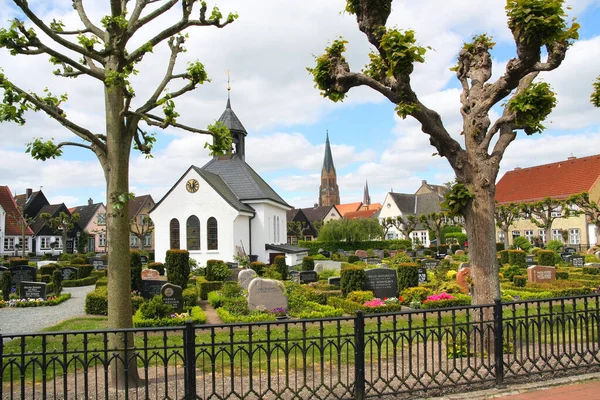 Schleswig Alemania Mayo 2008 Antiguo Cementerio Centro Del Pueblo Pesquero —  Fotos de Stock