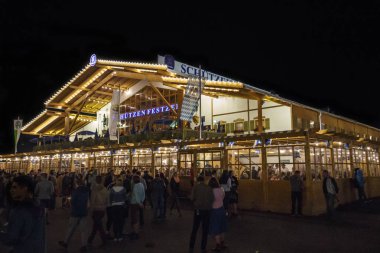 Münih, Almanya, 2015 Oktoberfest, Schuetzenfestzelt