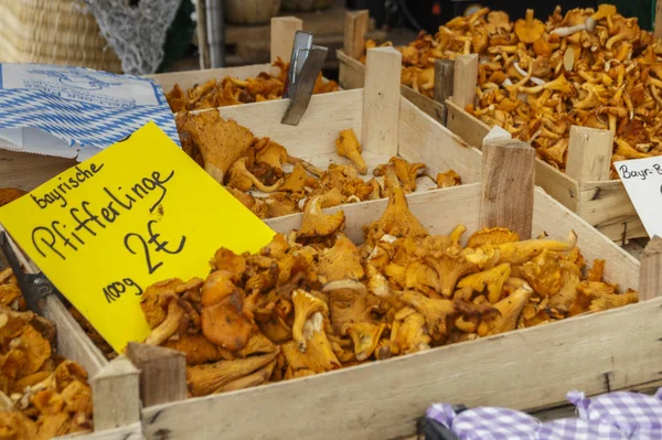 Viktualienmarkt in München, Duitsland, 2015 — Stockfoto