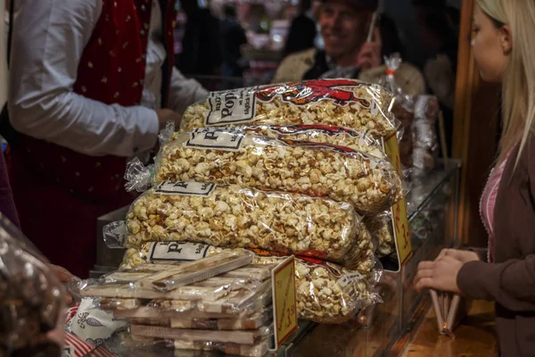 Bureau de vente de plats à emporter à l'Oktoberfest à Munich, Allemagne , — Photo