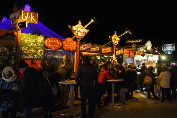 Münih'te Theresienwiese Tollwood Kış Festivali, Almanya, 2
