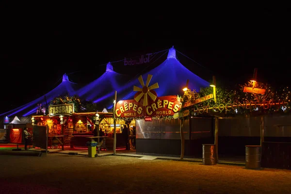 Münih'te Theresienwiese Tollwood Kış Festivali, Almanya, 2