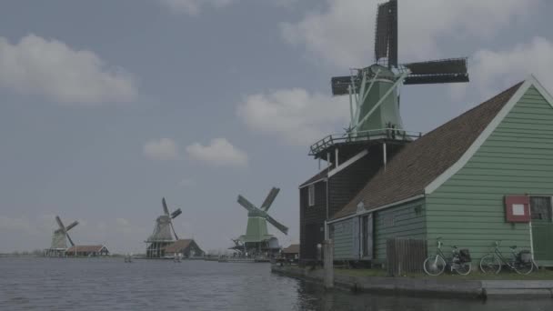 Dřevěné Větrné Mlýny Zaanse Schans Amsterdam Nizozemsku Plochý Profil — Stock video