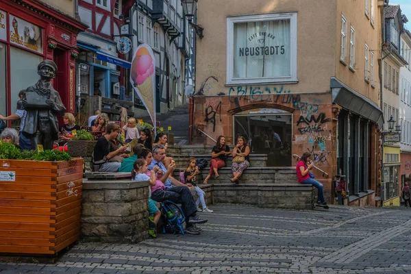 Marburg / Almanya - Ağustos 2019: Marburg Tarihi Şehir Merkezi ve geleneksel evler