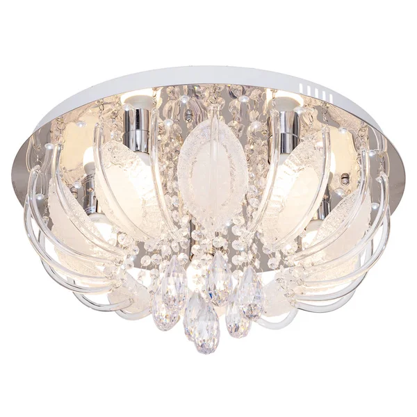 Beyaz arkaplanda izole edilmiş avize