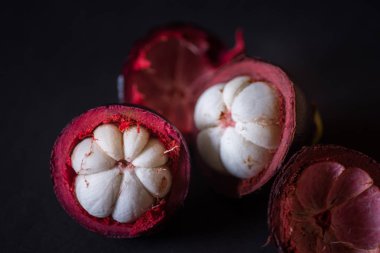 Vitamini zengin mangosten meyve
