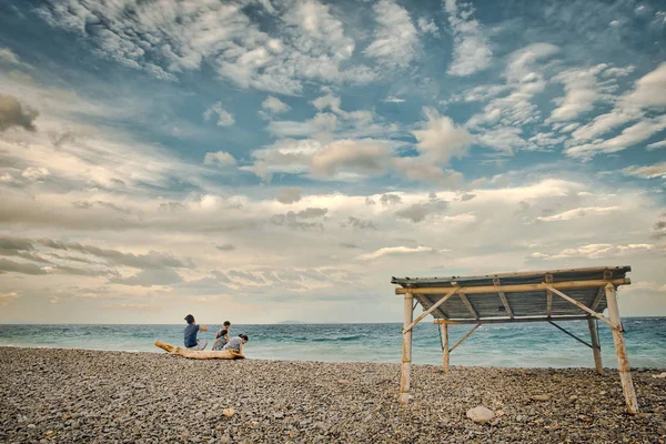 Çakıllı plaj Punta Malabrigo, Lobo, Batangas, kardeşler.