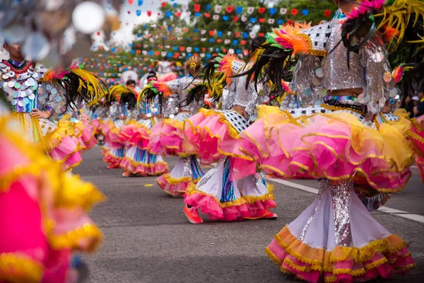 Parada Kolorowe Maski Uśmiechający Się 2018 Roku Festiwal Masskara Bacolod — Zdjęcie stockowe