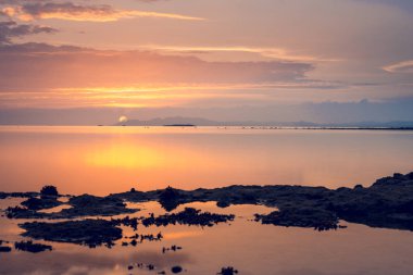 Sombrero Adası, San Pascual, Masbate, Filipinler. Nisan Çevresi 