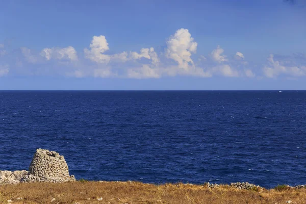 Salento Landscape Trullo Ház Apulia Olaszország Ezek Furcsa Házak Használják — Stock Fotó