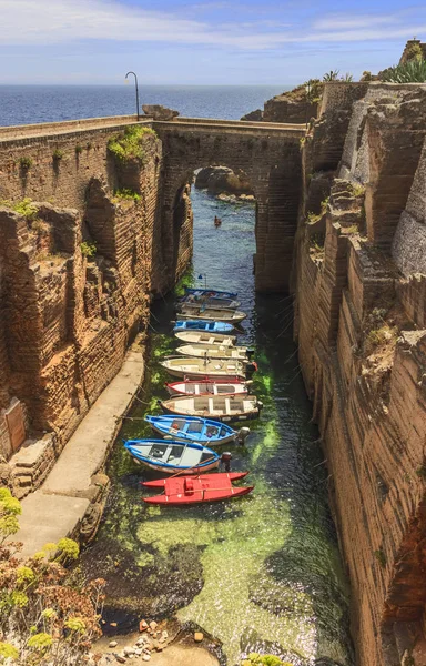 Die Schönsten Dörfer Italiens Salentoküste Santa Cesarea Terme Apulien Felsiger — Stockfoto