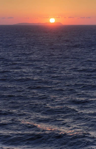 Horizon Tengerre Naplemente Elszigetelt Szigeten Seascape Naplemente Görög Szigetek Közötti — Stock Fotó