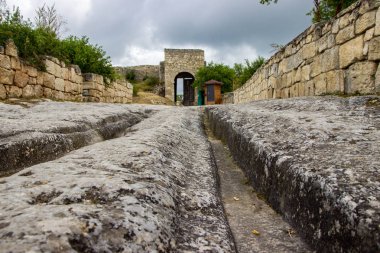 Antik kentin taş yol