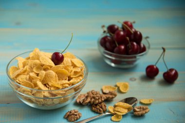 Cevizli lezzetli mısır gevreği