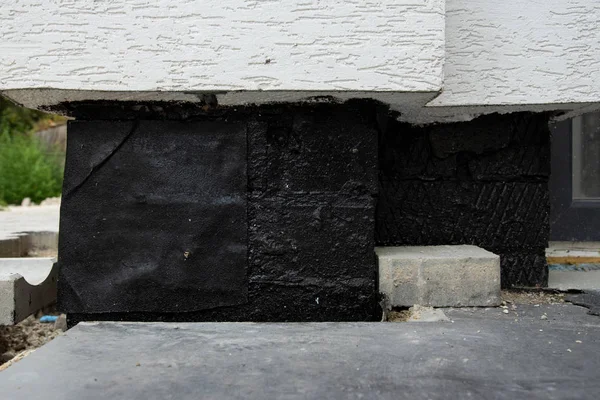 Membrana de impermeabilização oncrete para paredes subterrâneas do porão — Fotografia de Stock