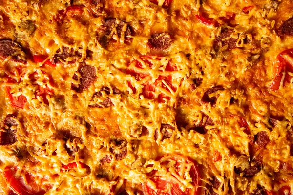 Pizza Hintergrund - Makroaufnahme köstliche italienische Pizza — Stockfoto