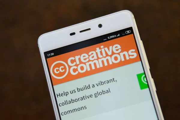 Creative Commons logo seen on the smartphone screen — Stock Photo, Image