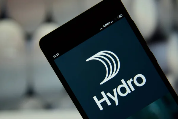 Logo Hydro widoczne na ekranie smartfona — Zdjęcie stockowe