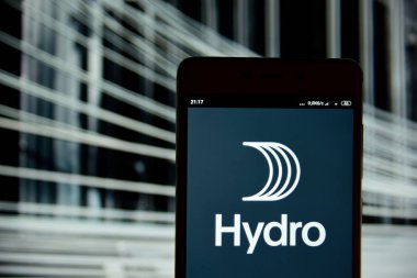 Akıllı telefon ekranında görülen hidro logosu