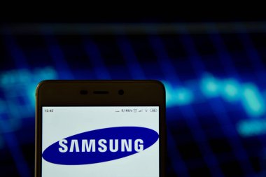 Samsung logosu akıllı telefon closeup görüldü