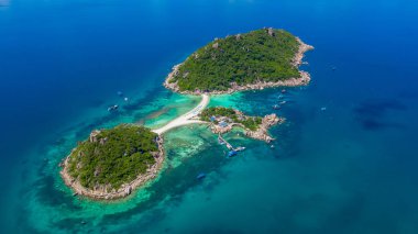 Koh Nang Yuan Adası, Gökyüzü manzarası güzel Koh Nangyuan, Surat Thani, Tayland.