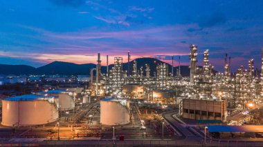 Havadan görünümü petrol rafinerisi, rafineri tesisi, rafineri fabrika Petrokimya tesisi.