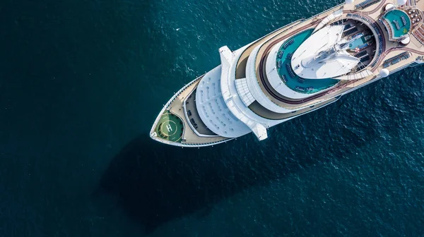 Luchtfoto Grote Cruise Schip Zee Passagier Cruise Schip Schip Zeilen — Stockfoto