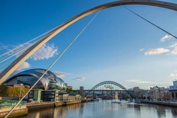 Newcastle Inghilterra Luglio 2018 Newcastle Gateshead Quayside Con River Tyne — Foto Stock