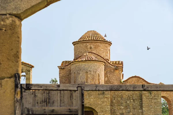 Византийский монастырский храм в Литрангоми VI века — стоковое фото