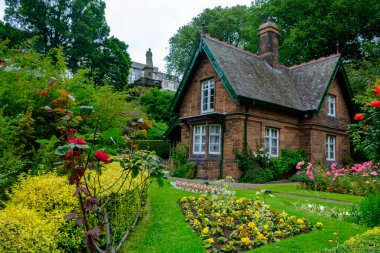 Princes Street Ga 'daki Zencefilli Çörek Evi ya da Bahçıvan Kulübesi