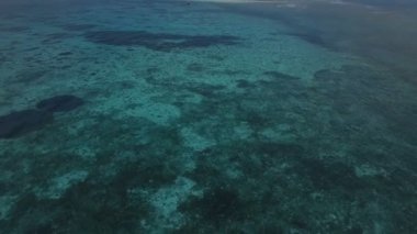 Anteni: Küçük bir ada, bir kayıp ada, güzel masmavi su, bir ada için iki, zanzibar, Maldivler