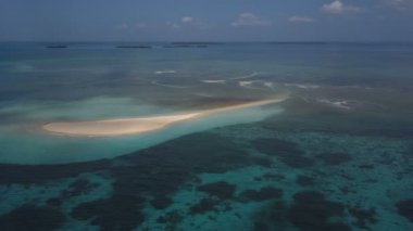 Anteni: Küçük bir ada, bir kayıp ada, güzel masmavi su, bir ada için iki, zanzibar, Maldivler