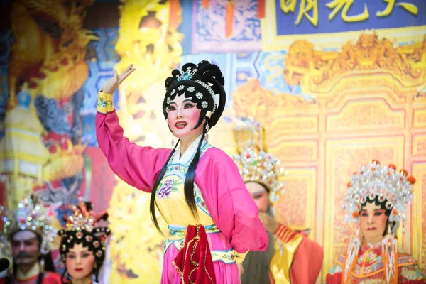 バンコク タイ王国 2018 俳優を補うため中国語のオペラのパフォーマンス の中国語のオペラ Sathupradit バンコクの中華街で古代ドラマ音楽方法 — ストック写真