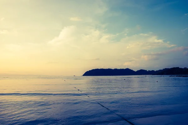 Relaksujący Seascape Szeroki Horyzont Niebo Morze Zachód Słońca Morza Ciemnego — Zdjęcie stockowe