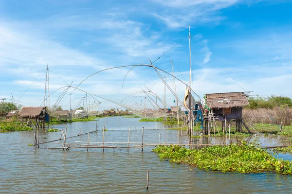 Villaggio Pescatori Thailandia Con Una Serie Strumenti Pesca Chiamati Yok — Foto Stock