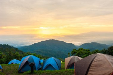 Adventures kamp Turizm ve çadır, görünüm orman manzara, dışarı