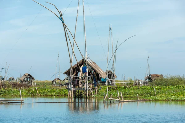 Fisherman's village in Thailand with a number of fishing tools c — Stock Photo, Image