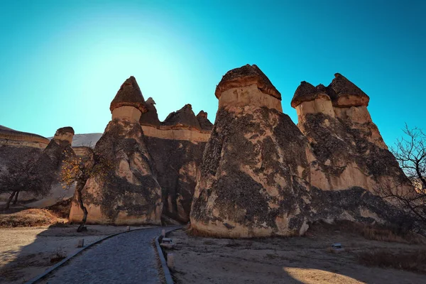 Cappadocië Turkije Fairy Schoorsteen Meerkoppige Stenen Paddestoelen Het Dal Van — Stockfoto