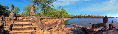 Srah Srang aslan ve Naga heykeller Kamboçya Angkor Wat Tapınağı içinde bulunan