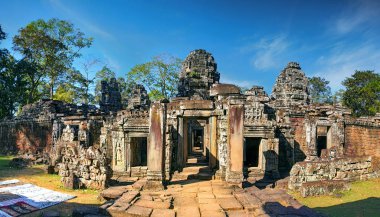 Banteay Kdei tapınağıdır Khmer antik tapınak Siem Reap içinde karmaşık Angkor Wat, Kamboçya'da bir yaz günü