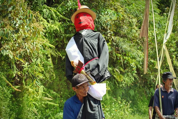 Tana Toraja Sulawesi Indonésia Dezembro 2011 Procissão Funeral Tana Toraja — Fotografia de Stock