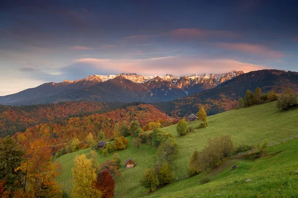 Bellissimo Paesaggio Autunnale Transilvania — Foto Stock