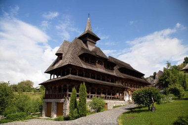 Yaz görünümü Barsana Manastırı, Maramures - Romanya